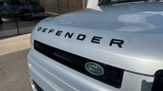 Land Rover Defender 3.0 D300 SE 110 5dr Auto Diesel Estate